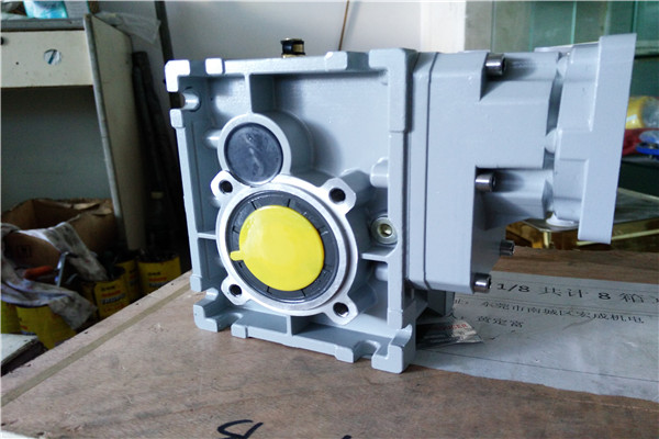 雙曲面減速機，TKM減速機,KPM減速機,BKM減速機,準雙曲面斜齒輪減速機 (16)