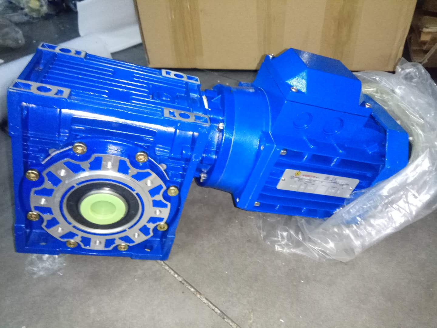 渦輪減速機，減速機RV25,NMRV025減速機,減速器