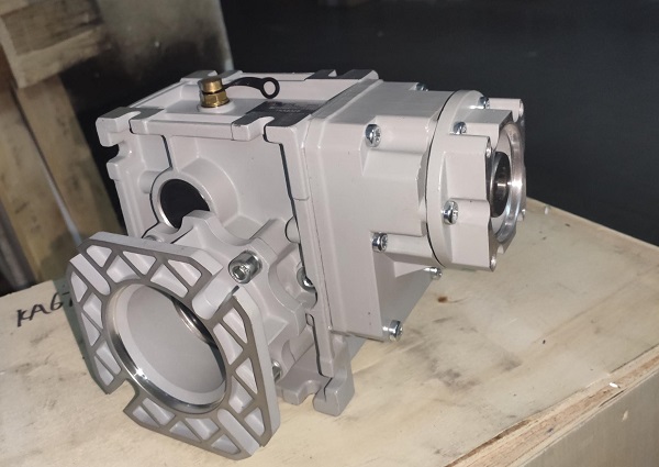 繞線(xiàn)機(jī)減速機(jī)電機(jī)選型手冊(cè)資料樣本下載,繞線(xiàn)機(jī)減速電機(jī),減速機(jī)樣本