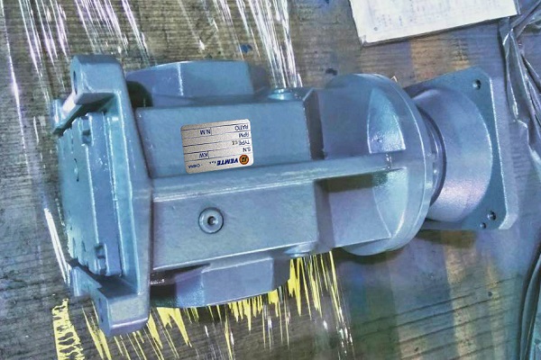 67轉(zhuǎn)的減速機(jī),67rpm/min減速電機(jī),每分鐘67圈的減速器